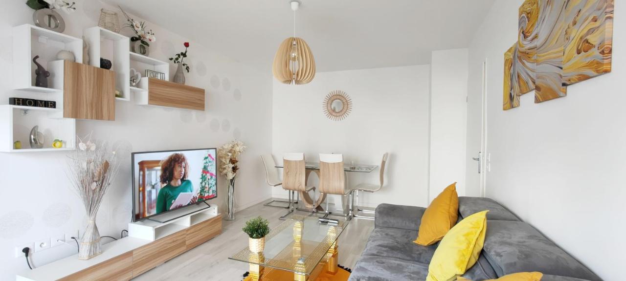 Ferienwohnung Chic Apart With Parking Near Paris Épinay-sur-Seine Exterior foto